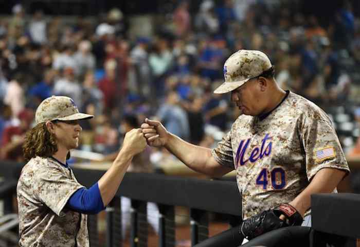 With Jacob deGrom (l) and Bartolo Colon (r), the Mets boast a healthy mix of vets and upstarts.